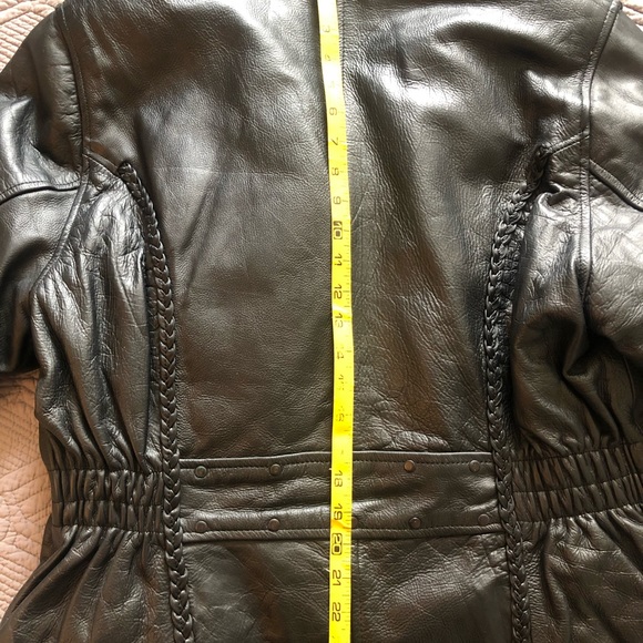 Hudson Leather Women's Black Jacket with Braided Detail, size-XXL - Picture 8 of 9